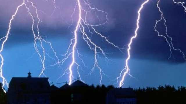 झारखंड में 50 दिनों में वज्रपात से 32 की मौत झारखंड में 50 दिनों में वज्रपात से 32 की मौत